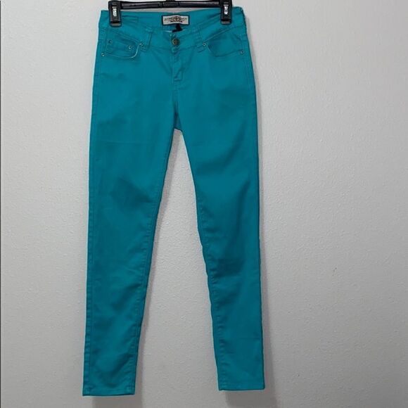 American Style Iris Skinny Jeans - Picture 2 of 3